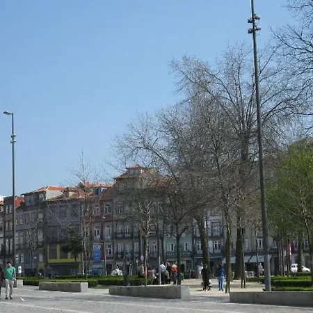 Apartment Almada Downtown - By Guest
